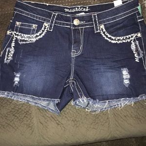 NWT Maurice’s kaylee Jean Shorts